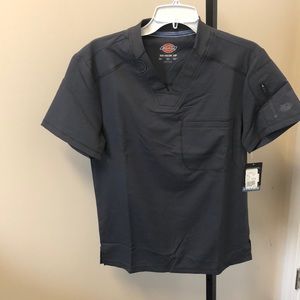 Dickies Dynamix Mens scrub top NWT multiple sizes